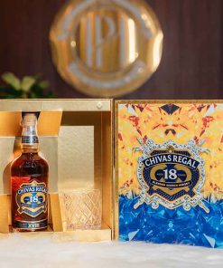 Hộp Quà F26 Chivas 18 (70cl)